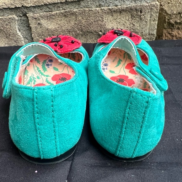 Genuine Kids From Oshkosh Girls Shoes Teal Green Mary Jane Style Ladybug Flower - Picture 9 of 9